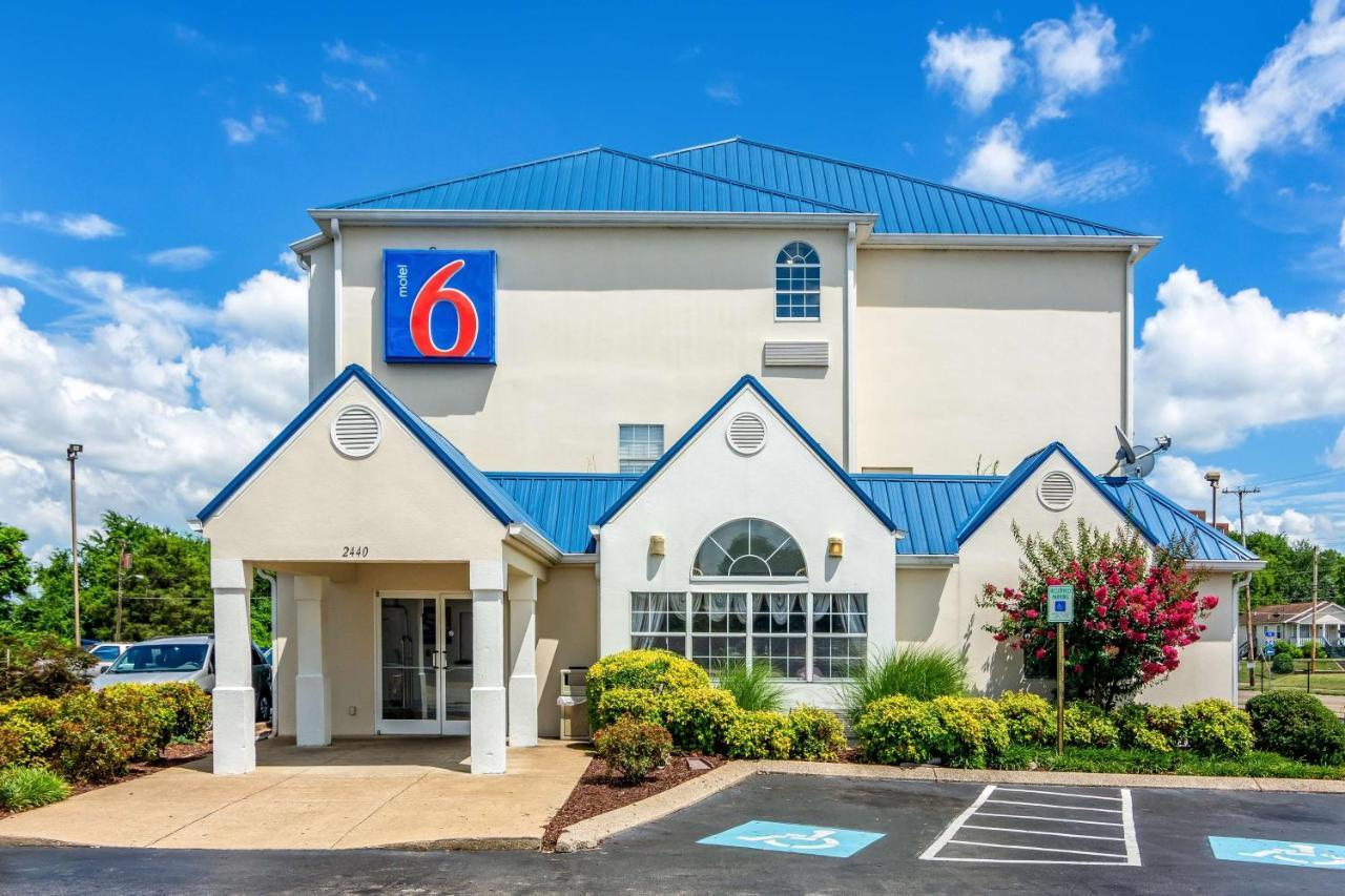 Motel 6 Chattanooga Downtown Екстериор снимка